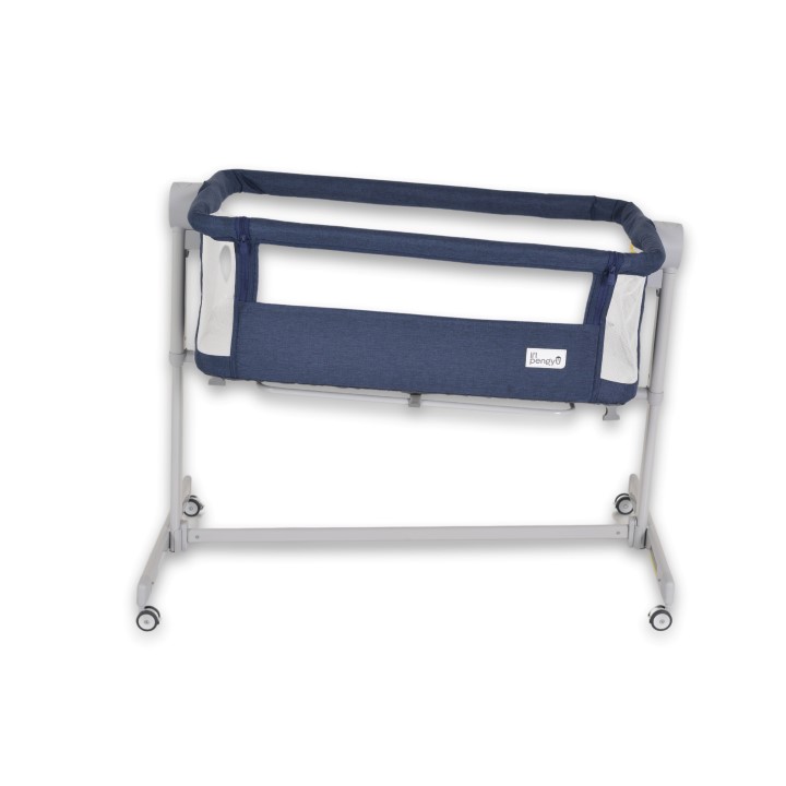 Η φωτογραφία δείχνει Το λίκνο σας επιτρέπει να είστε πάντα κοντά στο μωράκι σας κατά τους πρώτους μήνες της ζωής του.