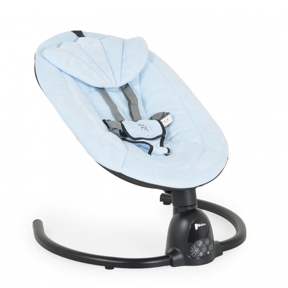 Η φωτογραφία δείχνει Το ρηλάξ για μωρά Clarissa έχει 5 ταχύτητες κουνήματος και ένα στιλάτο σχεδιασμό, κατάλληλο για οποιοδήποτε εσωτερικό χώρο.