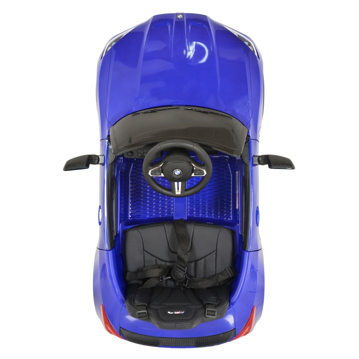 Η φωτογραφία δείχνει Το παιδικό αυτοκίνητο της εταιρείας Moni θα εισάγει το παιδί στον χώρο της οδήγησης με ασφάλεια, χαρίζοντάς του ώρες παιχνιδιού και διασκέδασης.