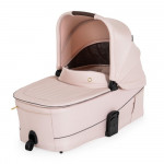 Η φωτογραφία δείχνει Καρότσι Celebrity 2 σε 1, Cangaroo, σχεδιασμένο με γνώμονα τη δυναμική καθημερινότητα των γονέων και την απόλυτη άνεση του παιδιού.