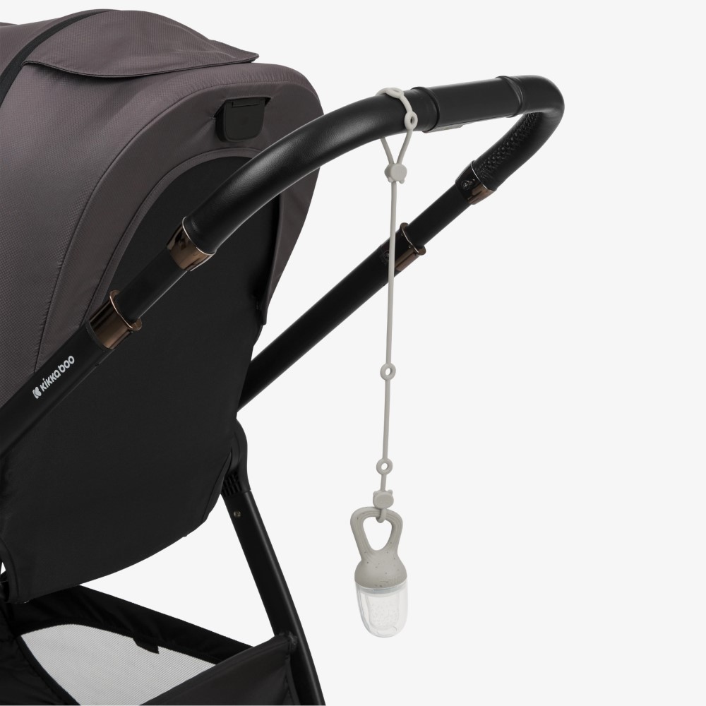 Κρατήστε τα απαραίτητα του μωρού σας ασφαλή και σε κοντινή απόσταση με τη θήκη σιλικόνης Platinum.