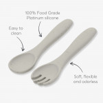 Το σετ πιρουνιών και κουταλιών από πλατίνα σιλικόνης είναι το τέλειο σετ πρώτων μαχαιροπίρουνων για το μικρό σας, σχεδιασμένο προσεκτικά για ασφαλές και άνετο τάισμα μόνο του από 6 μηνών και άνω.