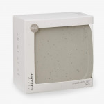 Η φωτογραφία δείχνει Σετ 3 μπωλ σνακ από πλατινένια σιλικόνη είναι η ιδανική λύση για την αποθήκευση των σνακ και των γευμάτων του παιδιού σας, προσφέροντας πρακτικότητα, ασφάλεια και ανθεκτικότητα τόσο για χρήση στο σπίτι όσο και εν κινήσει.