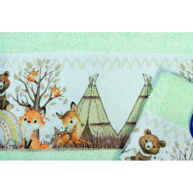 Η φωτογραφία δείχνει Σετ βρεφικές πετσέτες μπάνιου που περιέχει: 1 τεμάχιο πετσέτα χειρός διαστάσεων 30X50 cm και 1 τεμάχιο πετσέτα μπάνιου διαστάσεων 70X140 cm.