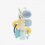 Κάντε το παιχνίδι συναρπαστικό και γεμάτο ανακαλύψεις με το παιχνίδι δραστηριοτήτων SLEEPY SHEEP! Αυτό το αξιολάτρευτο μαλακό παιχνίδι έχει σχεδιαστεί για να εμπλέξει τις αισθήσεις του μωρού σας, παρέχοντας παράλληλα ατελείωτη διασκέδαση και άνεση.