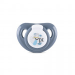 Η φωτογραφία δείχνει Προηγμένη καταπραϋντική θηλήΣτρογγυλό σχήμα θηλήςΠροστατευτικό καπάκι2 οπές αερισμού για επιπλέον ροή αέραΠροηγμένη καταπραϋντική