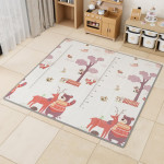 Η φωτογραφία δείχνει Παιδικό χαλάκι δραστηριοτήτων διπλής όψεως, για να απασχολείται το παιδί σας δημιουργικά οποιαδήποτε ώρα της ημέρας.