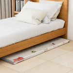 Η φωτογραφία δείχνει Παιδικό χαλάκι δραστηριοτήτων διπλής όψεως, για να απασχολείται το παιδί σας δημιουργικά οποιαδήποτε ώρα της ημέρας.