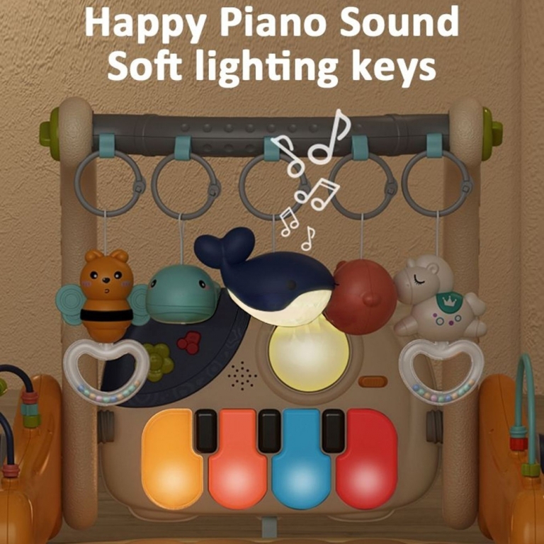 Το Γυμναστήριο-περπατούρα  BEAR 2in1 της Bebe Stars μεγαλώνει μαζί με το παιδί σας, από την βρεφική μέχρι την νηπιακή ηλικία, καθώς με μια μόνο κίνηση μπορεί να μετατραπεί σε οδηγό για τα πρώτα του βήματα!– Ενισχύει την δημιουργικότητα και την φαντασία του παιδιού.