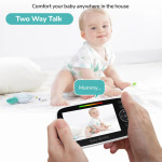 Η φωτογραφία δείχνει Με τη νέα συσκευή ενδοεπικοινωνίας της Bebe Stars μπορείτε να νοιώσετε περισσότερη σιγουριά από ποτέ και να αφιερώσετε χρόνο στις δραστηριότητες και εργασίες σας χωρίς να χρειάζεται να είναι το μωρό σας στον ίδιο χώρο.