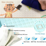 Η φωτογραφία δείχνει Παιδικό χαλάκι δραστηριοτήτων διπλής όψεως, για να απασχολείται το παιδί σας δημιουργικά οποιαδήποτε ώρα της ημέρας.