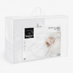 Η φωτογραφία δείχνει Εξασφαλίστε άνεση και ευκολία για το μωρό σας όπου κι αν πάτε με το πτυσσόμενο στρώμα STRIPY FRIENDS.