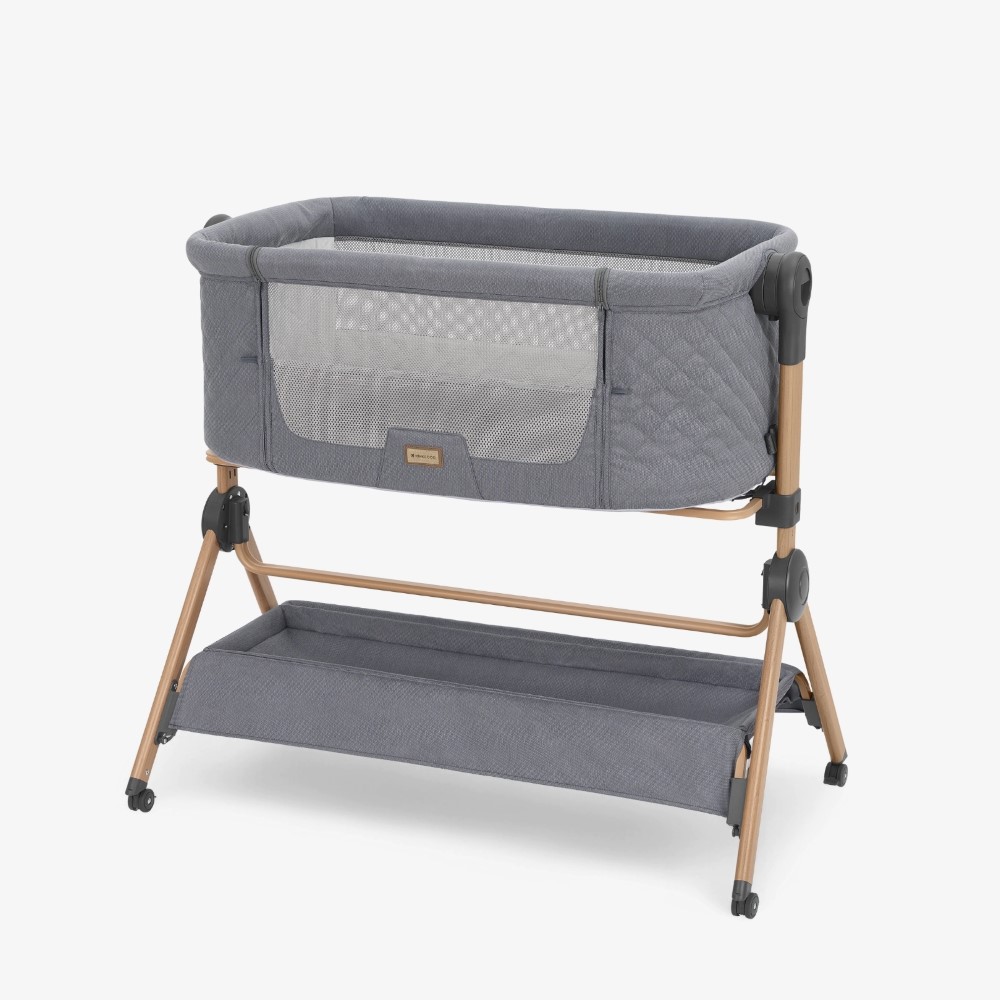 Η φωτογραφία δείχνει Το SLEAT ME είναι ένα πολυλειτουργικό προϊόν 2 σε 1 που μετατρέπεται από κούνια σε παιδικό καρεκλάκι με λίγα μόνο εύκολα βήματα.