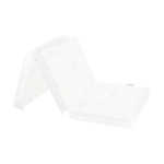 Η φωτογραφία δείχνει Εξασφαλίστε άνεση και ευκολία για το μωρό σας όπου κι αν πάτε με το πτυσσόμενο στρώμα SLEEPY SHEEP.