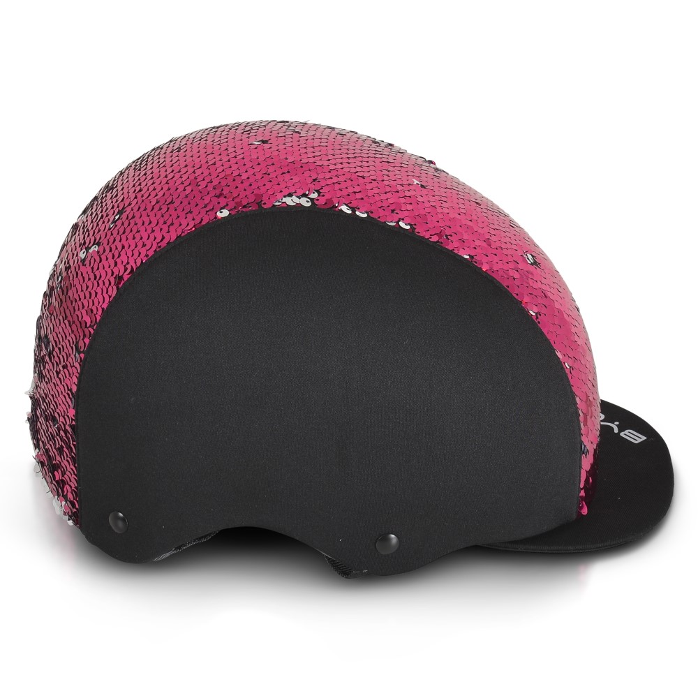 Με την ανθεκτική κατασκευή και τον μοντέρνο σχεδιασμό του, αυτό το κράνος έχει δημιουργηθεί για δραστήρια παιδιά και εφήβους που αγαπούν την κίνηση με ρόδες.