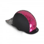 Με την ανθεκτική κατασκευή και τον μοντέρνο σχεδιασμό του, αυτό το κράνος έχει δημιουργηθεί για δραστήρια παιδιά και εφήβους που αγαπούν την κίνηση με ρόδες.