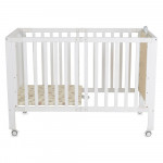 Η ξύλινη βρεφική κούνια Nova της Cangaroo είναι μια πρακτική λύση για τον ήρεμο ύπνο του παιδιού σας.