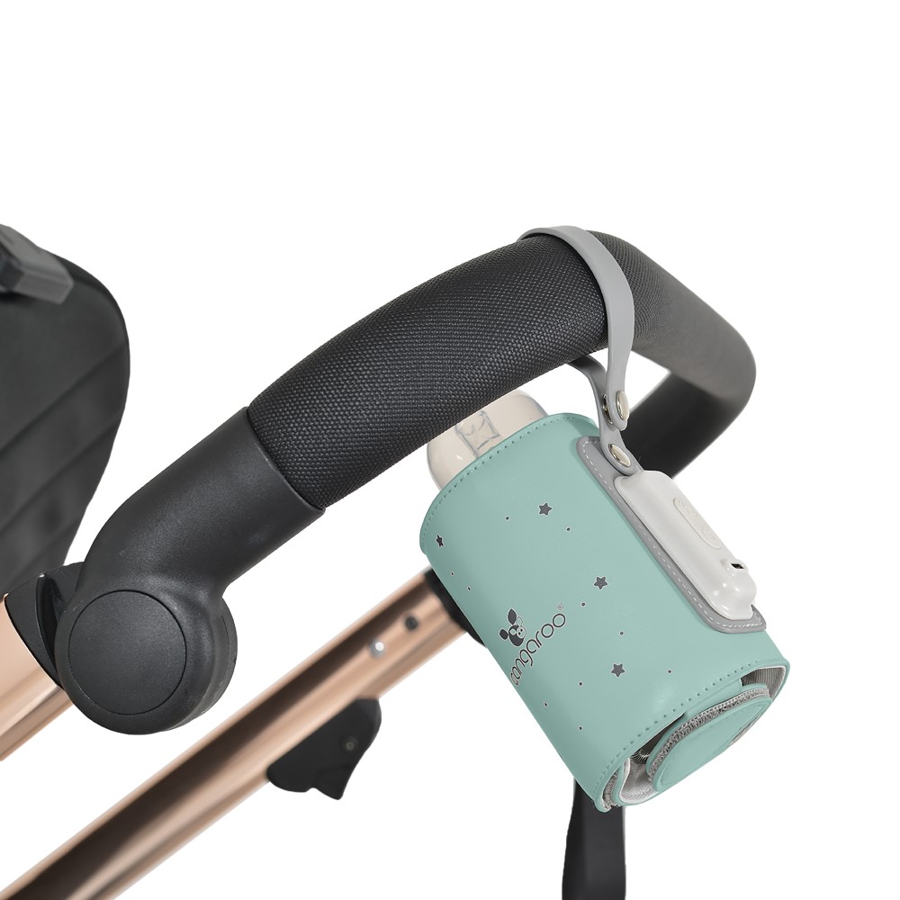 Ο φορητός θερμαντήρας μπιμπερό Thermo, Cangaroo λειτουργεί μέσω καλωδίου USB-C (Τύπου-C) και μπορεί να συνδεθεί σε αυτοκίνητο, power bank ή φορητό υπολογιστή.