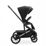 Dovadi Fly 3 σε 1 MIDNIGHT BLACK – Στυλ, άνεση & πρακτικότητα σε κάθε βόλταΓιατί να το επιλέξετεΤο πολυκαρότσι Dovadi Fly 3 σε 1 σε κομψό χρώμα MIDNIGHT BLACK είναι η ιδανική επιλογή για γονείς που αναζητούν μοντέρνο design, πρακτικές λύσεις και απόλυτη ασφάλεια.