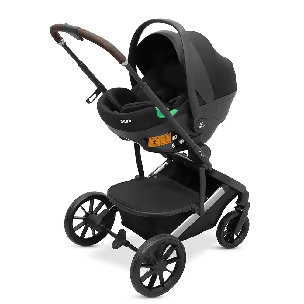 Η φωτογραφία δείχνει Dovadi Fly 3 σε 1 Forest Green – Στυλ, άνεση & πρακτικότητα σε κάθε βόλταΓιατί να το επιλέξετεΤο πολυκαρότσι Dovadi Fly 2 σε 1 σε κομψό χρώμα Forest Green είναι η ιδανική επιλογή για γονείς που αναζητούν μοντέρνο design, πρακτικές λύσεις και απόλυτη ασφάλεια.