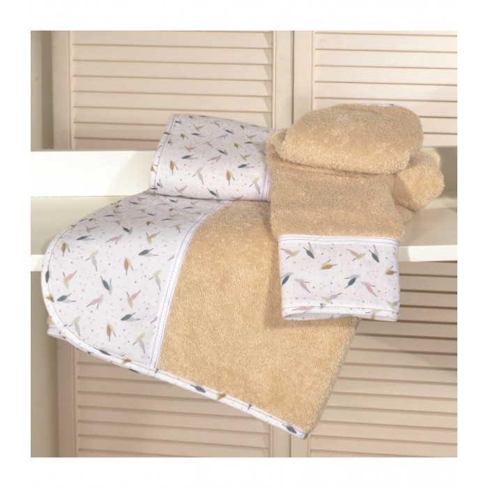 Βρεφικές πετσέτες για το μπάνιο του μωρού από την εταιρεία Baby Oliver.