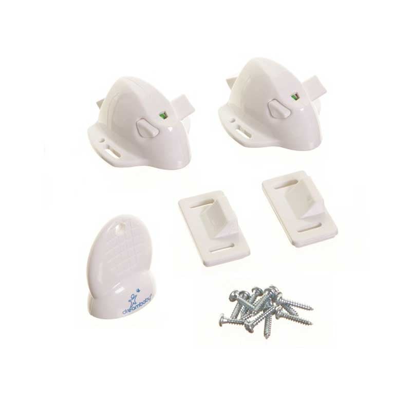 Ασφάλεια DreamBaby Μαγνητική 2 τμχ & ΚλειδίΚλειδαριά υψηλής αντοχήςΤα έπιπλα παραμένουν άθικτα από την επαφή με την ασφάλειαΙδανικό για ντουλάπια και συρτάρια Διαστάσεις συσκευασίας 20,2 * 9,8 * 0,8 cm