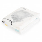 Αφράτη και ζεστή βρεφική κουβέρτα φλις, διαστάσεων 110 x 140 cm, κατασκευασμένη από 100% πολυεστέρα.