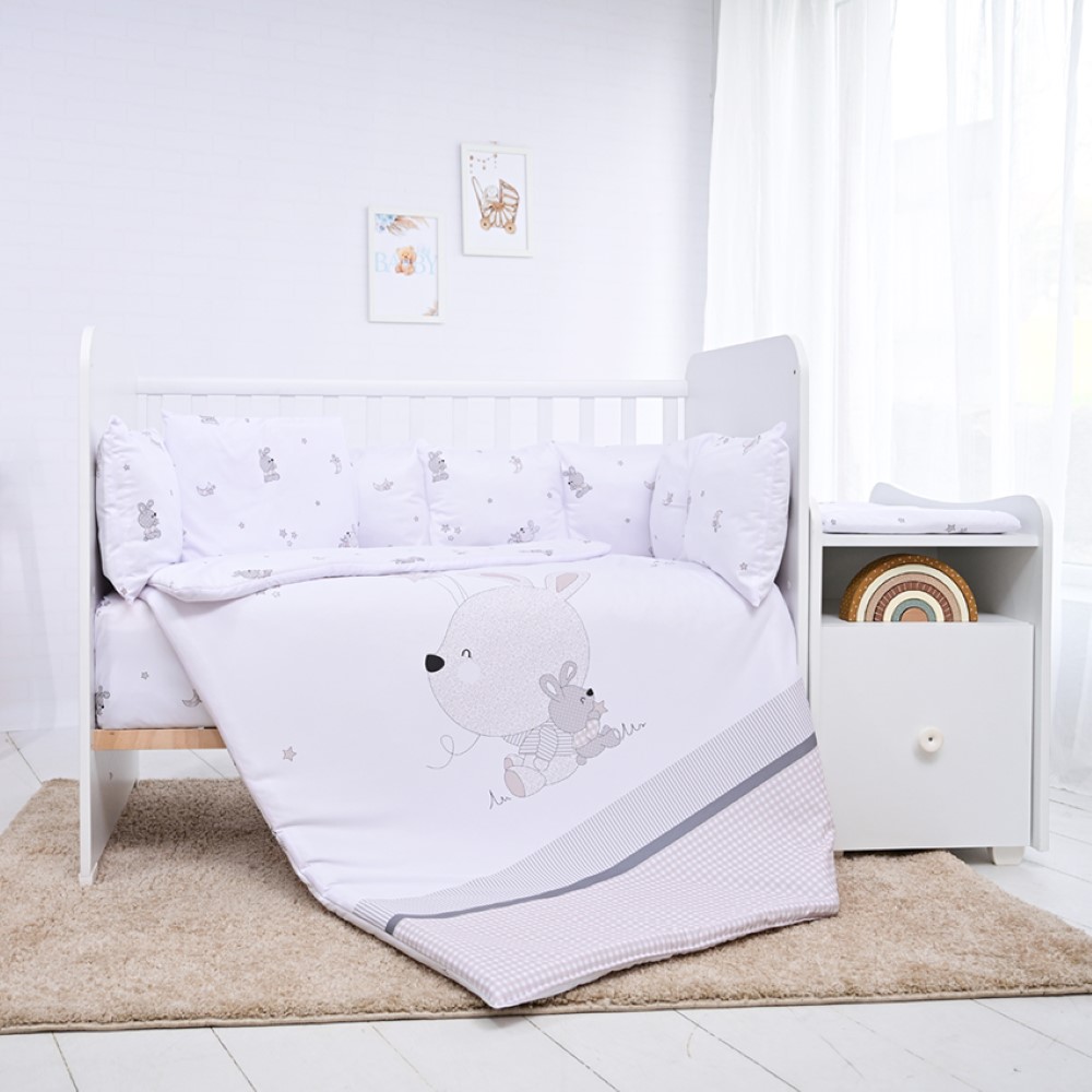 Η φωτογραφία δείχνει Σετ προίκας μωρού από την εταιρεία Lorelli  για τους γονείς που επιθυμούν μία προίκα σε εξαιρετική ποιότητα και εξαιρετικά χαμηλή τιμή.