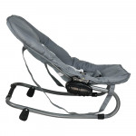 Η φωτογραφία δείχνει – Μοντέρνο ρηλάξ με ανατομική θέση, ιδανικό για νεογέννητα.