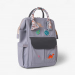 Η φωτογραφία δείχνει Διαθέτει με κομψό και αποτελεσματικό σχεδιασμό.