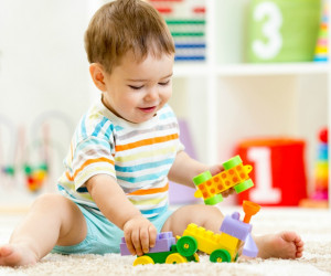 Πώς να διαλέξετε ασφαλή παιχνίδια για το μωρό σας.