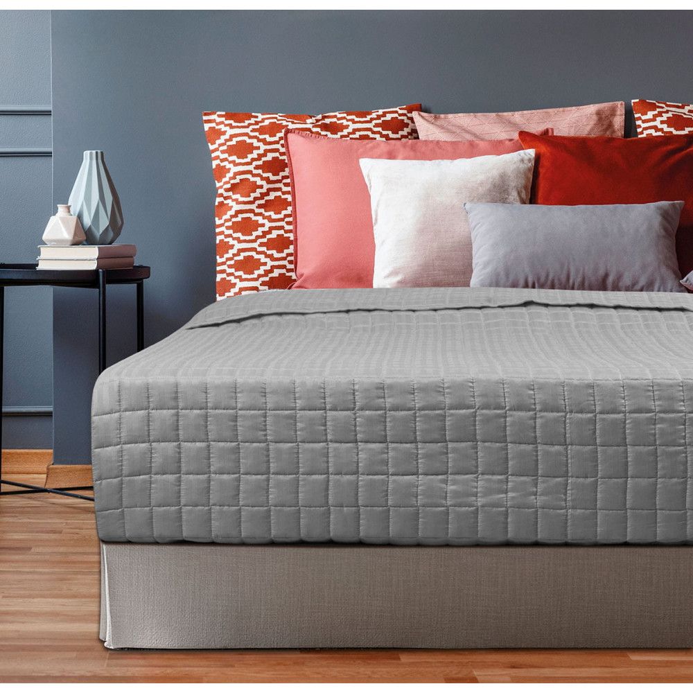 Ελαφρύ σκέπασμα για τις δροσερές νύχτες του καλοκαιριού.