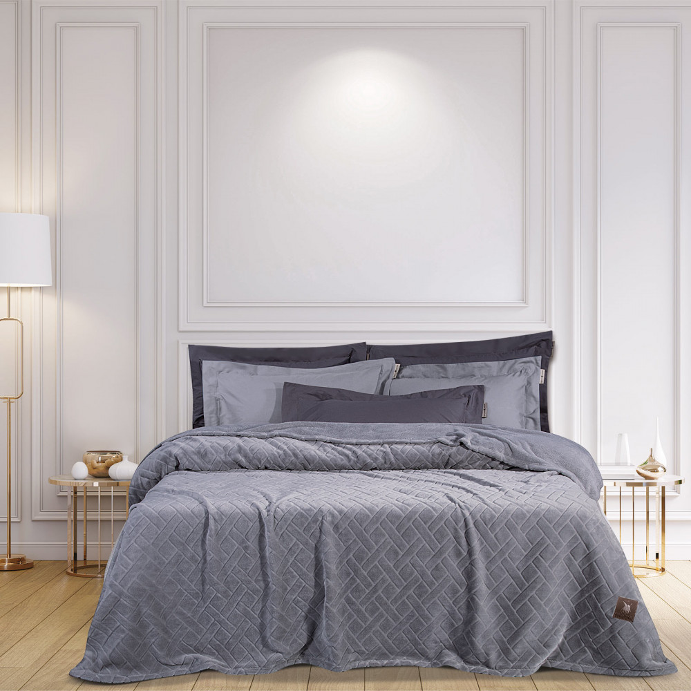 Κουβέρτα Fleece του οίκου Greenwich Polo Club.