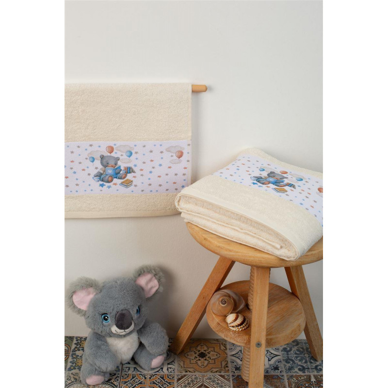 Σετ βρεφικές πετσέτες μπάνιου που περιέχει : 1 τεμάχιο πετσέτα χειρός διαστάσεων 30X50 cm και 1 τεμάχιο πετσέτα μπάνιου διαστάσεων 70X140 cm.