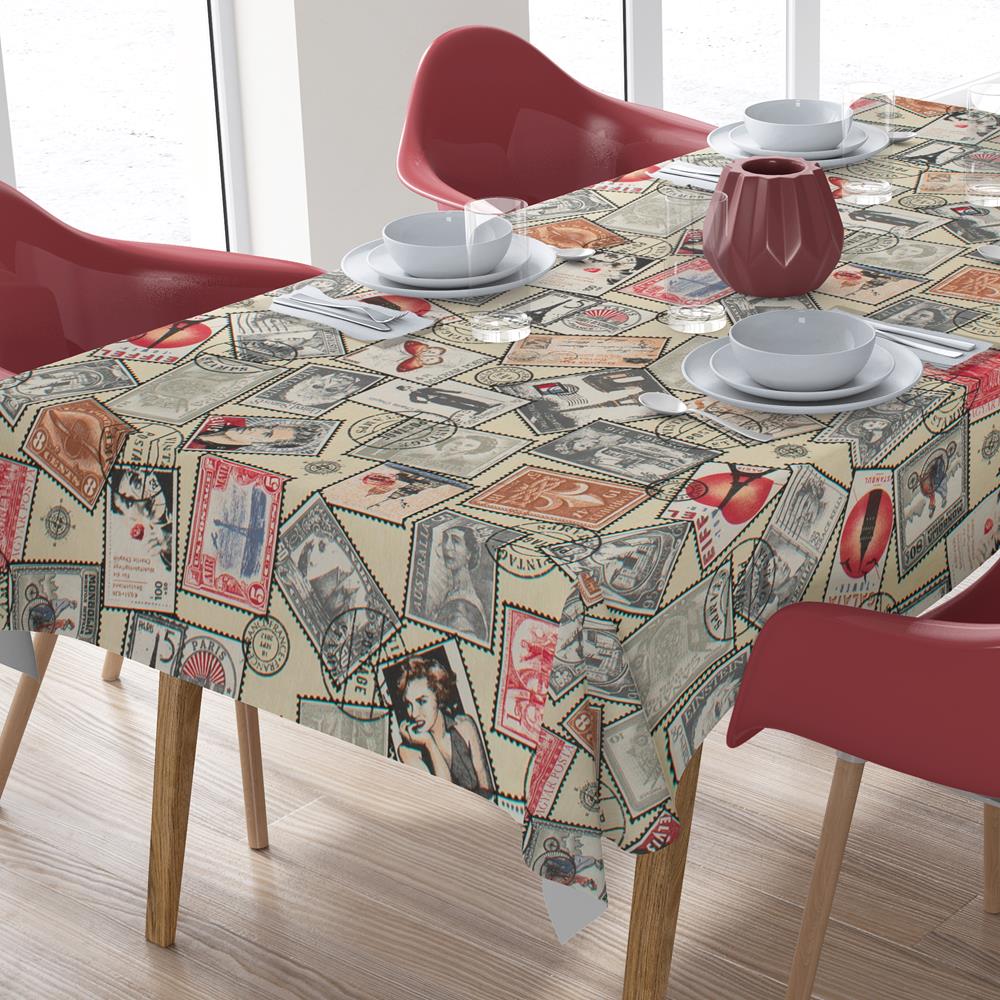 Αλέκιαστο τραπεζομάντηλο διάστασης 140Χ180 cm, ύφανσης PANAMA με ειδικό φινίρισμα στα νήματα, που το καθιστά μαλακό και αδιάβροχο.