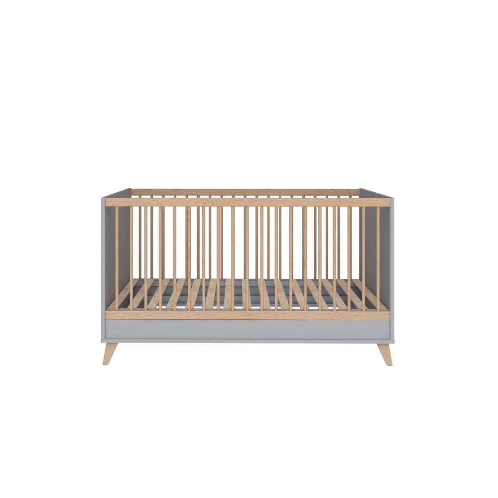 Το προεφηβικό  κρεβάτι  μπορεί να χρησιμοποιηθεί ως κανονική κούνια και όταν το παιδί μεγαλώσει μπορεί να μετατραπεί σε νεανικό κρεβάτι , μέχρι την ηλικία των 5-6 ετών.