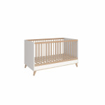 Το προεφηβικό  κρεβάτι  μπορεί να χρησιμοποιηθεί ως κανονική κούνια και όταν το παιδί μεγαλώσει μπορεί να μετατραπεί σε νεανικό κρεβάτι , μέχρι την ηλικία των 5-6 ετών.