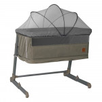 Το Side to Side Plus 2in1 είναι το νέο λίκνο-παρκοκρέβατο της Bebe Stars όπου το μωρό σας μπορεί να κοιμηθεί με ασφάλεια στο λίκνο του, ενώ μπορείτε να είστε δίπλα του, να νιώθει προστασία και να το θηλάζετε με άνεση.