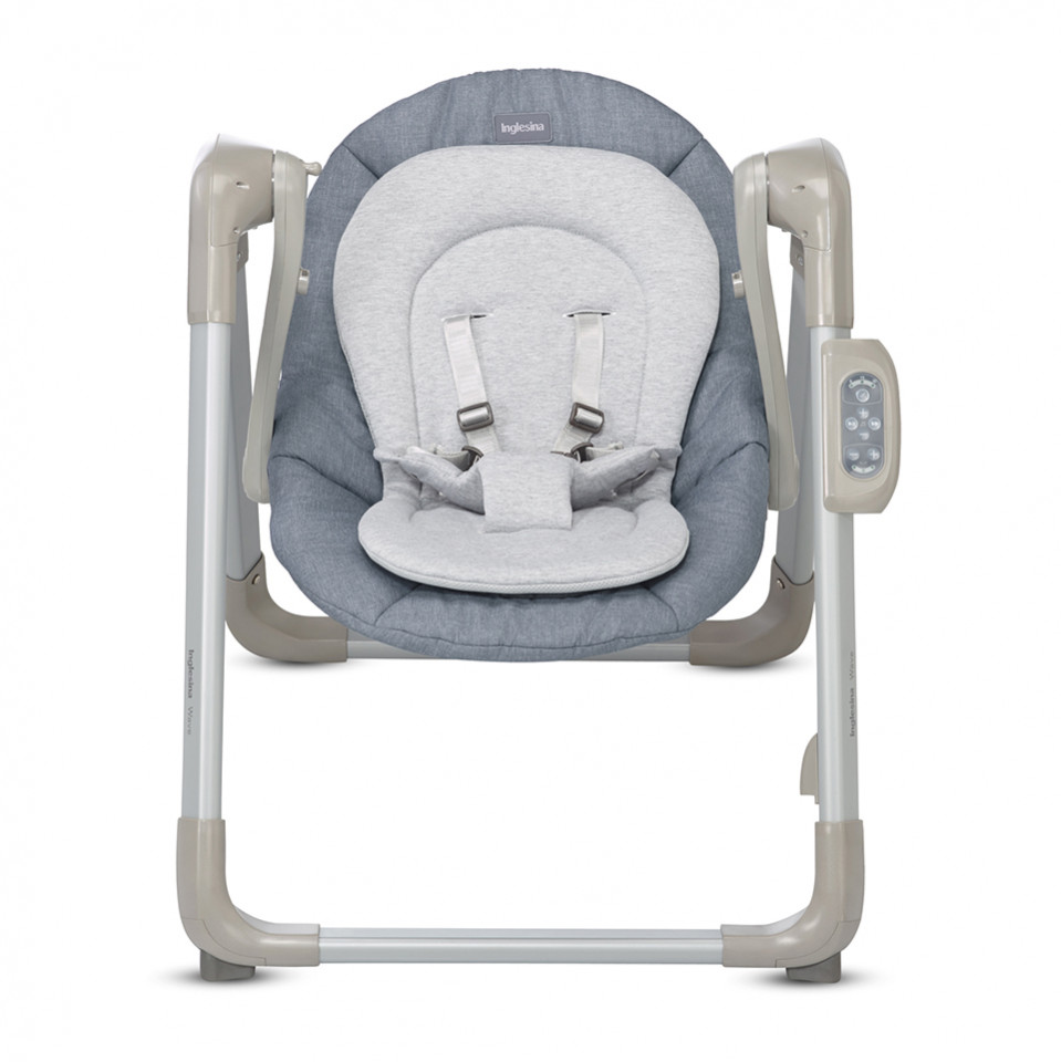 Η φωτογραφία δείχνει Το Wave της Inglesina είναι η πρώτη κούνια του παιδιού! Θα το λικνίσει και θα το βοηθήσει να χαλαρώσει, να κοιμηθεί αλλά και να παίξει όταν είναι ξύπνιο.