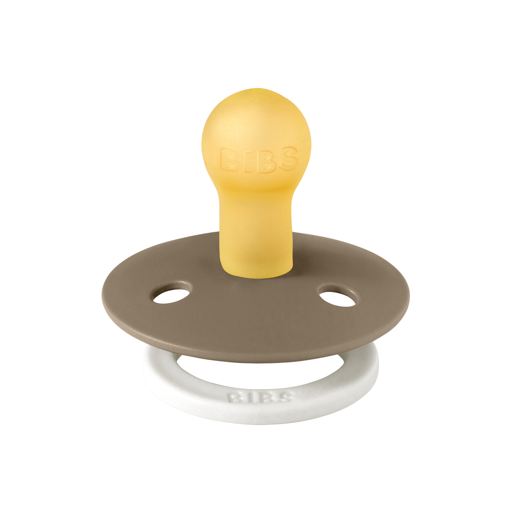 Bibs πιπίλες- glow (φωσφωρίζει την νύχτα)Η Bibs, είναι μια κορυφαία δανέζικη εταιρεία, με ιστορία σχεδόν 50 χρόνων στα βρεφικά είδη.