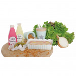 Λαχταριστό hot dog για εσάς και τους φίλους σας!Απολαύστε αυτό το φανταστικό παιχνίδι με τους φίλους και την οικογένεια σας φτιάχνοντας τα αγαπημένα σας hot dog! Ένα παιχνίδι που καλλιεργεί τη φαντασία και την κοινωνικότητα.