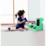 ΞΥΛΙΝΗ ΚΑΦΕΤΙΕΡΑ ΤΗΣ ΣΕΙΡΑΣ MONI TOYSΓια ηλικία 36+ μηνώνΠεριλαμβάνει: μηχανή espresso, πάγκο, γλυκίσματα, σφολιάτεςΔιαστάσεις στο κουτί: 35.