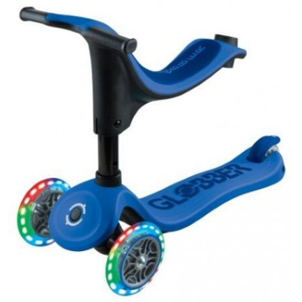 Η φωτογραφία δείχνει Globber Scooter Go.