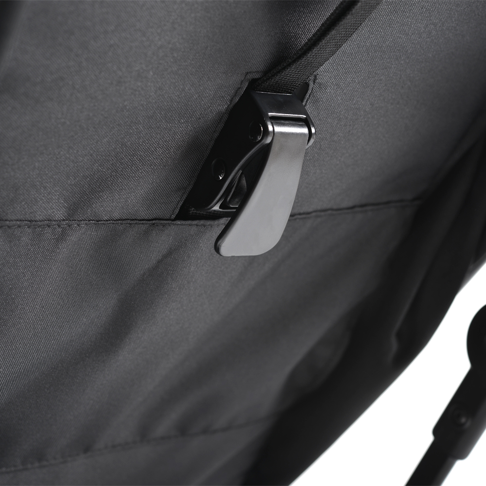 Το καρότσι Easy Fold είναι εξαιρετικά συμπαγές, ελαφρύ και μοντέρνο με καινοτόμο και εξαιρετικό σύστημα αναδίπλωσης για να απλοποιήσει πραγματικά τη ζωή σας.