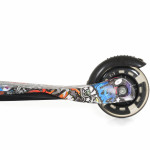 Παιδικό σκούτερ με στάμπα νερού PP κατάλληλο για παιδιά ηλικίας 3+ ετών και μέγιστο βάρος τα 40 κιλάΔεν είναι αναδιπλούμενοΤο παιχνίδι έχει σχεδιαστεί και κατασκευαστεί σύμφωνα με τις απαιτήσεις της Ευρωπαϊκής Οδηγίας για την Ασφάλεια Παιχνιδιών 2009/48/EC.