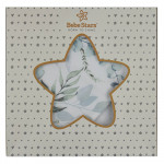 Η φωτογραφία δείχνει Μπουρνούζι με κουκούλαΕξαιρετικής ποιότητας από 100% βαμβάκιΑπαλή αίσθηση και μεγάλη απορροφητικότητα400 GSMΔιαστάσεις: 75 x 80 cm