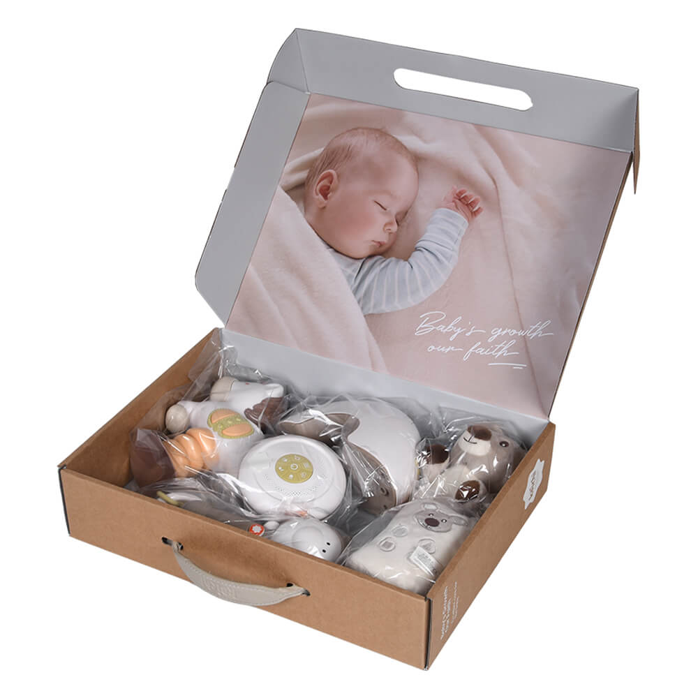 Η φωτογραφία δείχνει Το σετ περιλαμβάνει μαλακές και μη κουδουνίστρες, 2 λάμπες νυκτός και ένα παιχνίδι.