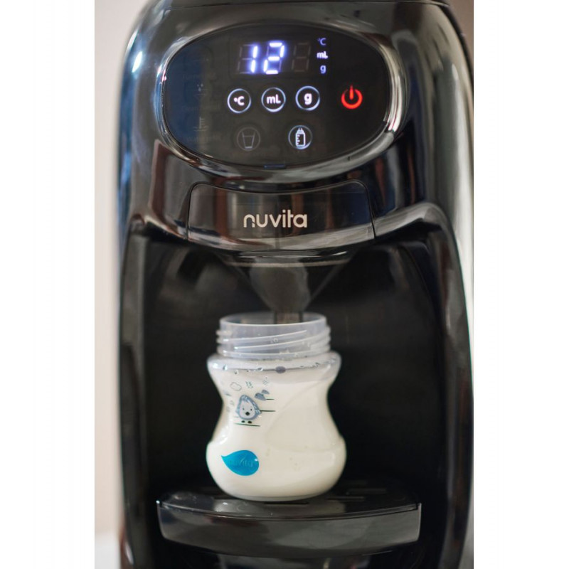 Nuvita Lattespresso 1180 – Η επανάσταση στην προετοιμασία βρεφικού γάλακτος!Ζεσταίνει, μετρά, αναμειγνύει και σερβίρει το γάλα σε σκόνη εύκολα και με απόλυτη ακρίβεια με το πάτημα ενός  μόνο κουμπιού!Ζεστό, ομοιόμορφο και χωρίς σβώλους γάλα σε μόλις 10 δευτερόλεπτα!Ιδανικό για νυχτερινά ξυπνήμα