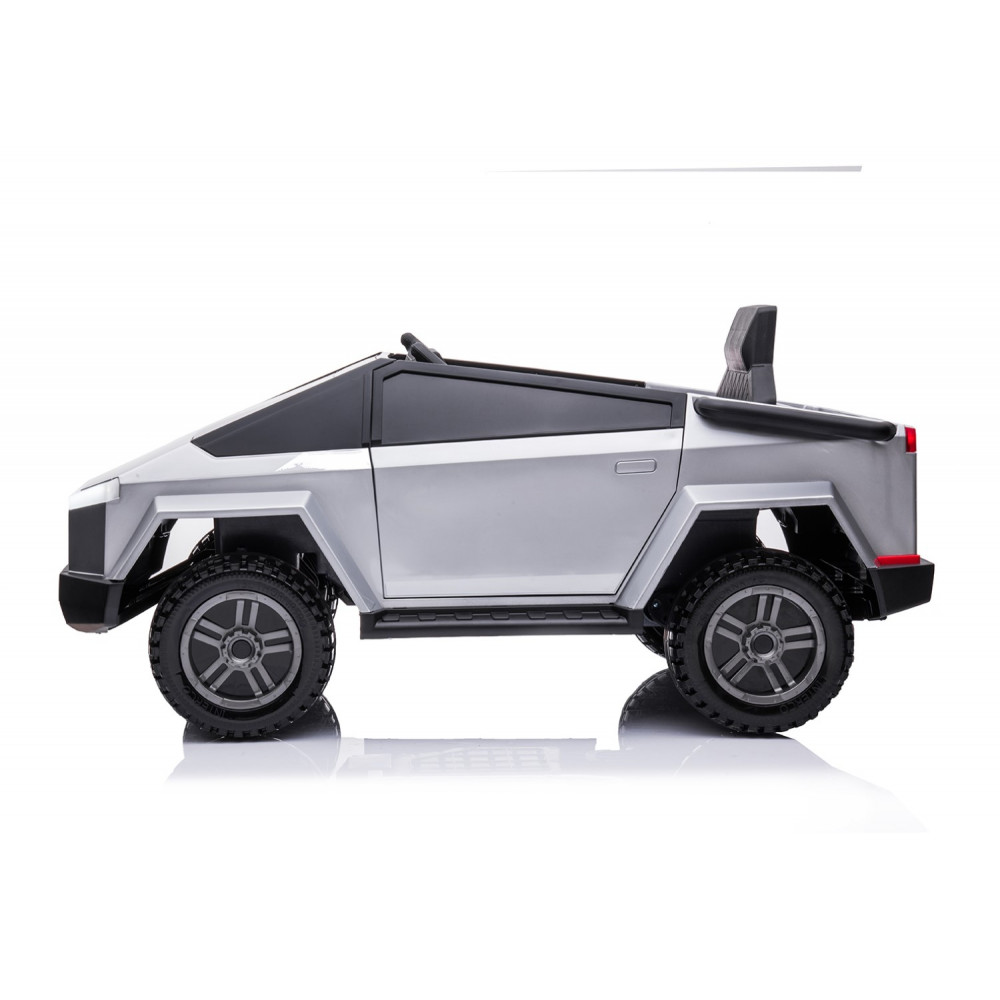 Η φωτογραφία δείχνει KIKKA BOO ΗΛΕΚΤΡΟΚΙΝΗΤΟ ΑΥΤΟΚΙΝΗΤΟ MARTIAN SILVER SPRAY.