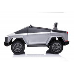 Η φωτογραφία δείχνει KIKKA BOO ΗΛΕΚΤΡΟΚΙΝΗΤΟ ΑΥΤΟΚΙΝΗΤΟ MARTIAN SILVER SPRAY.